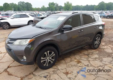 2015 Toyota Rav4 Le z USA, uszkodzony, nr VIN 2T3BFREV1FW401691